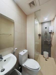 Serene Getaway with Prime Emperador View