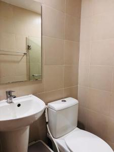 Peaceful Escape with City Convenience