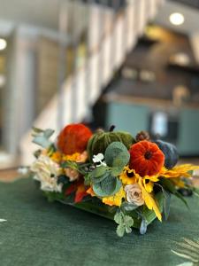 Pine house with sauna and hot tub