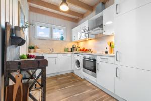 Kleine Perle Beachhouse-Charme in Strandnah, mit Kamin & Badewanne