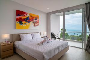 Sea View 2-Bed Apt Walk to Beach - KBR35