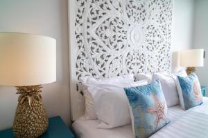 Top Floor 2 Bed Sea View Apartment - KBR38