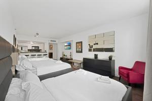 Casa Grande Suites on Ocean Drive