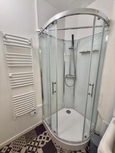 Appartement 1 chambre pour 2 pers - rénové - terrasse