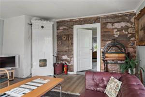 KRO047-Urshult-Vaesterbotorp-Bosgard