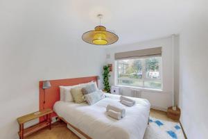 Charming 1BR Flat Steps from Kings Road in Chelsea