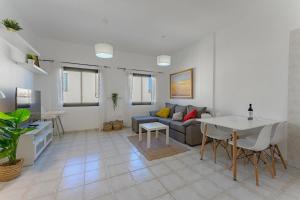 Chayofa Falcon By Welcome Tenerife