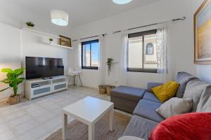 Chayofa Falcon By Welcome Tenerife