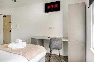 6 Ensuite Bed Apartment in Prime Location