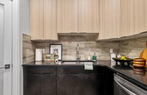 West Edmonton Family Retreat with Hot Tub & Garage