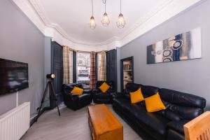 Stylish Stay by Calton Hill