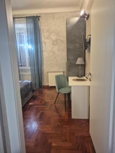 Aurelio Vatican Holiday