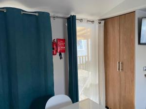 La Plage 4 étoiles location C04 8 people 3 chambres 2 SDB