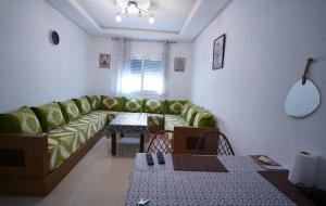 Martil Apt 2BR Cozy Living 627