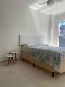 Apto ideal entre Aeroporto, a Praia e o Beto Carrero