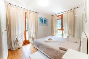 Appartamento sul lago di Molveno con ampio terrazzo