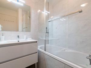 Charmant Appartement 6 Pers, Pieds des Pistes avec Navette, Parking Gratuit - FR-1-695-35