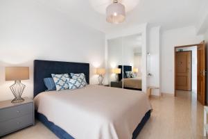 Sea Breeze Of Alporchinhos