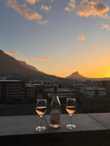 705 Riverlands - 1Bedroom Apartment with Mountain Views