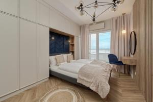 Elegant Apartment with Balcony Krakowska Wroclaw by Renters Prestige