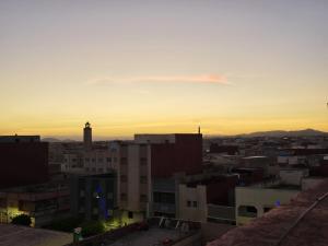 KARAZ Homestay Grand appartement avec rooftop