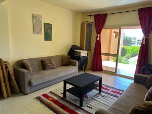 2 Bedroom Chalet pool& sea view just steps from the sea fanar de luna ain sokhna