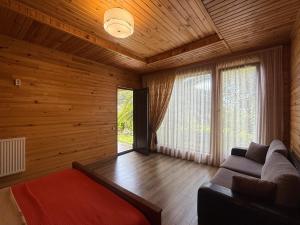 Chalet Ochos Qokhi