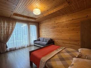 Chalet Ochos Qokhi