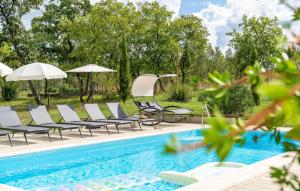 Stunning Home In Poljica