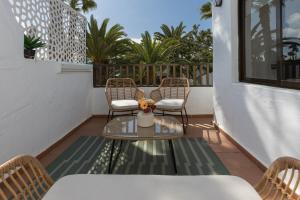 Home2Book Modern Apt with Pool in Corralejo Oasis