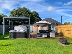 Butterfly Roundhouse