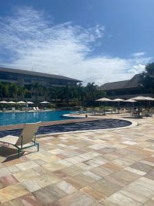 Apto completo com 3 quartos, piscina e academia - Pé na areia, Muro Alto