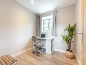 Property 3 - Uk44923