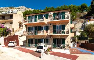 Amazing Apartment In Omis With House Sea View 