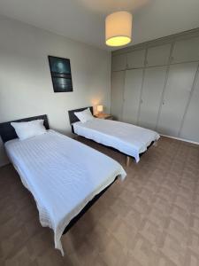 Bright Family Apartment with Balcony