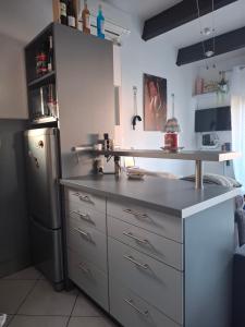 Appartement avec place de parking et accès piscine privée