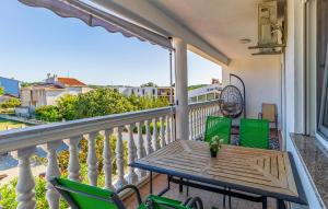 1 Bedroom Cozy Apartment In Banjole 