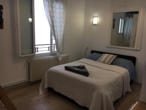 Small House in Belleville Paris