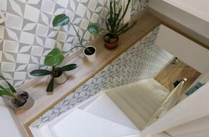 Small House in Belleville Paris