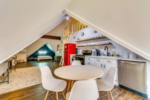 Walk to Main St Eclectic Gem in Little Rock