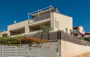 Gorgeous Apartment In Kozino With Wifi