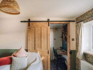 The Green One On The End