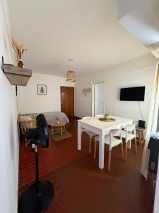 Check and Home - San Martin - 3 Huéspedes en Zona Centro