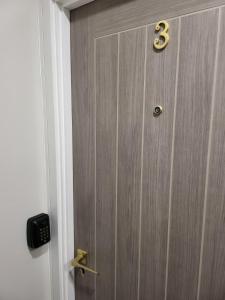 CLSED Luxury Studios Sunny Central London