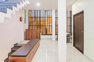 HOTEL O ANAND LOK GUEST HOUSE