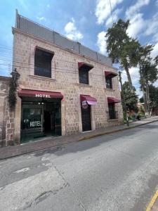 Hotel Bamboo Sauces Morelia - 2hvězdičkové hotely ve městě Morelia