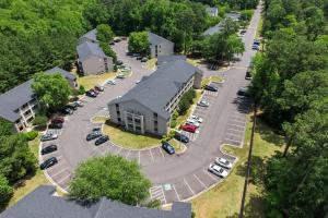 Near Fort Liberty Modern 1BR I Free Parking I Gym