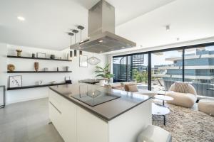 Diamond View Oasis Penthouse