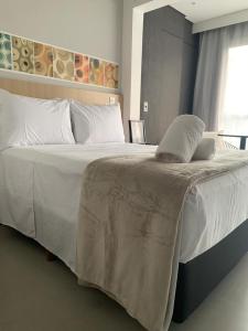 LINDO Studio Jardins OA120 ao lado da OSCAR FREIRE