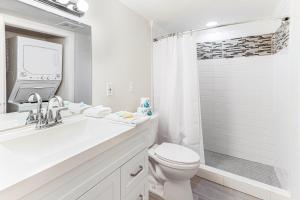 Lynwood Collection on Forsyth 2B by Lucky Savannah